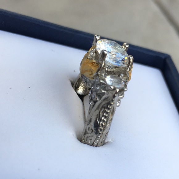 WOMENS RING - Picture 5 of 5